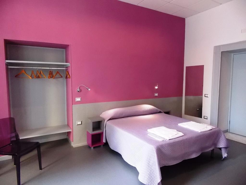 Dsquare Accommodation Neapol Pokój zdjęcie